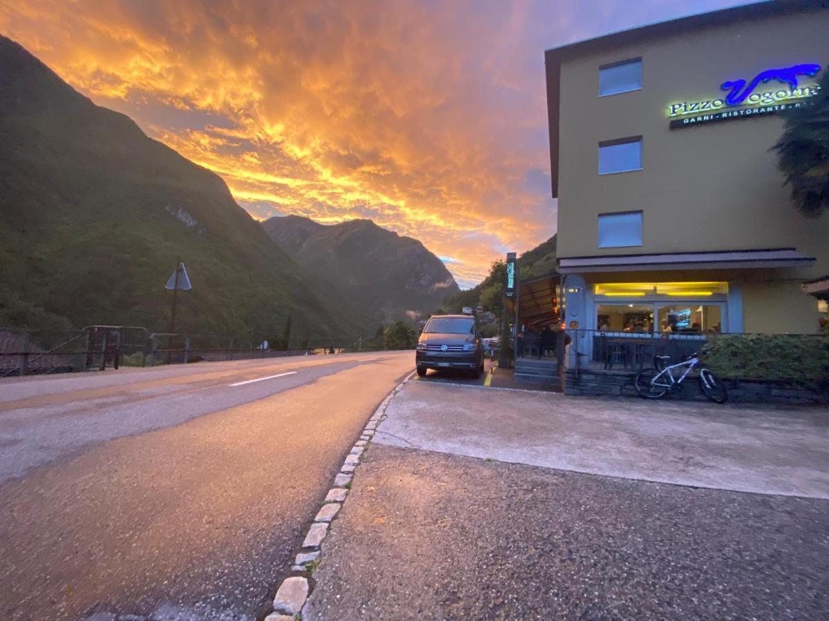 Hotel Pizzo Vogorno Esterno foto