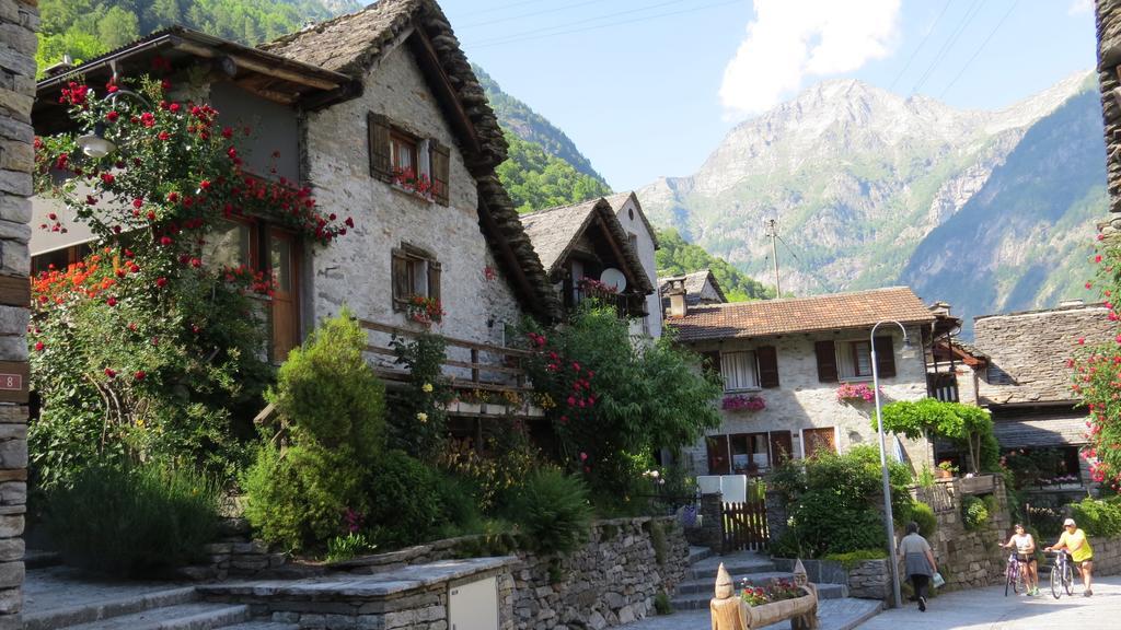 Hotel Pizzo Vogorno Esterno foto